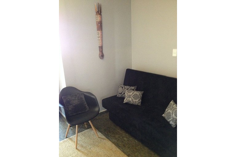 Studio at Al. Santos close Paulista Av. Air-Con
