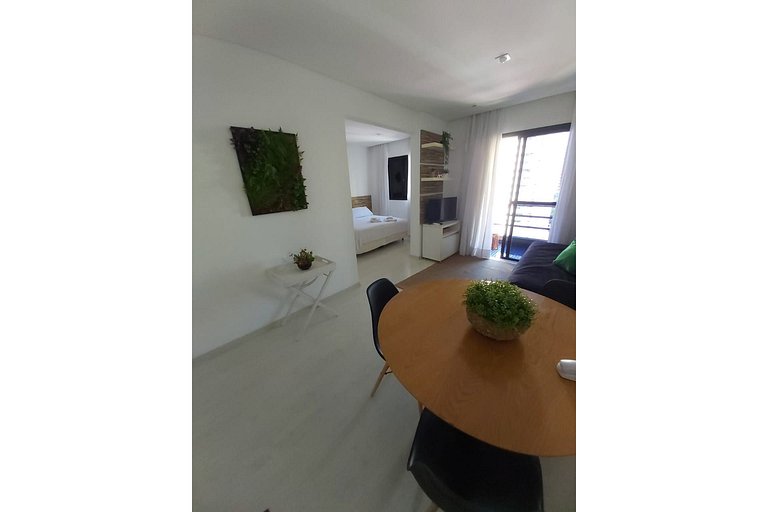 Studio, próximo ao Ibirapuera e Av. Paulista. Air Cond.