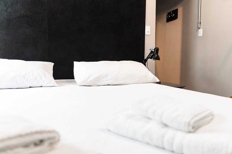 Charming Apartment close to Paulista Ave, Air-Con