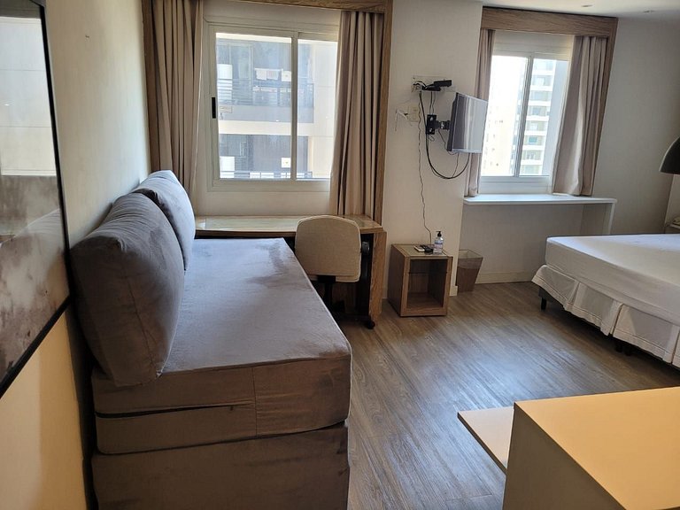 Capri Cozy Paulista Flat - Ar, Pisc. e Garag